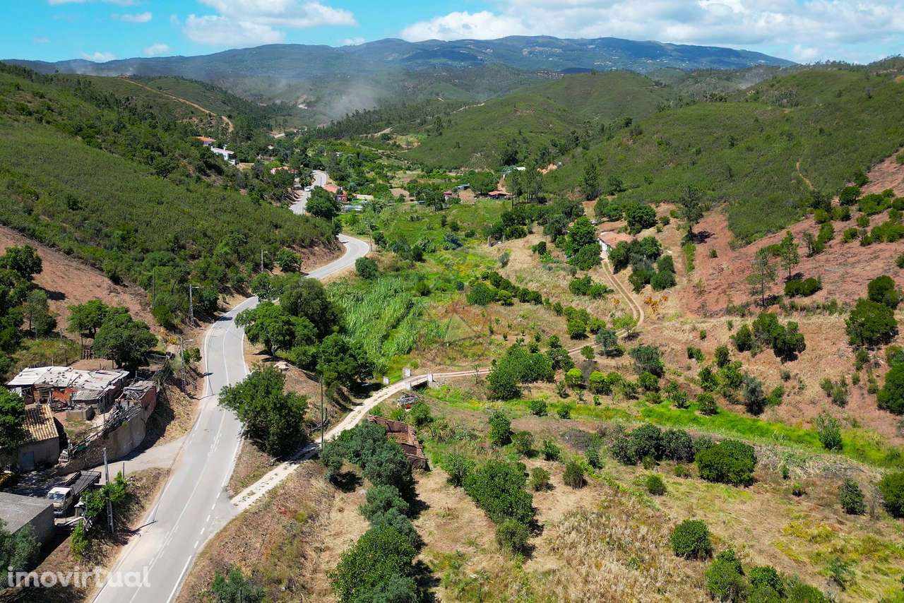Terreno rústico em Mexilhoeira Grande com cerca de 2,4 ha de horta e s - Grande imagem: 4/16