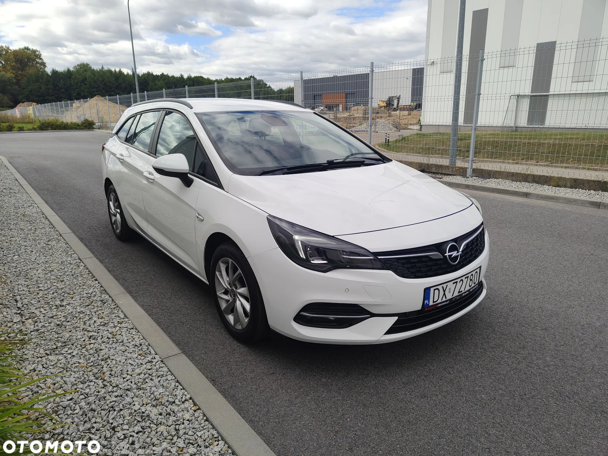 Opel Astra 1.4 Turbo Start/Stop Sports Tourer St Business Edition - 2