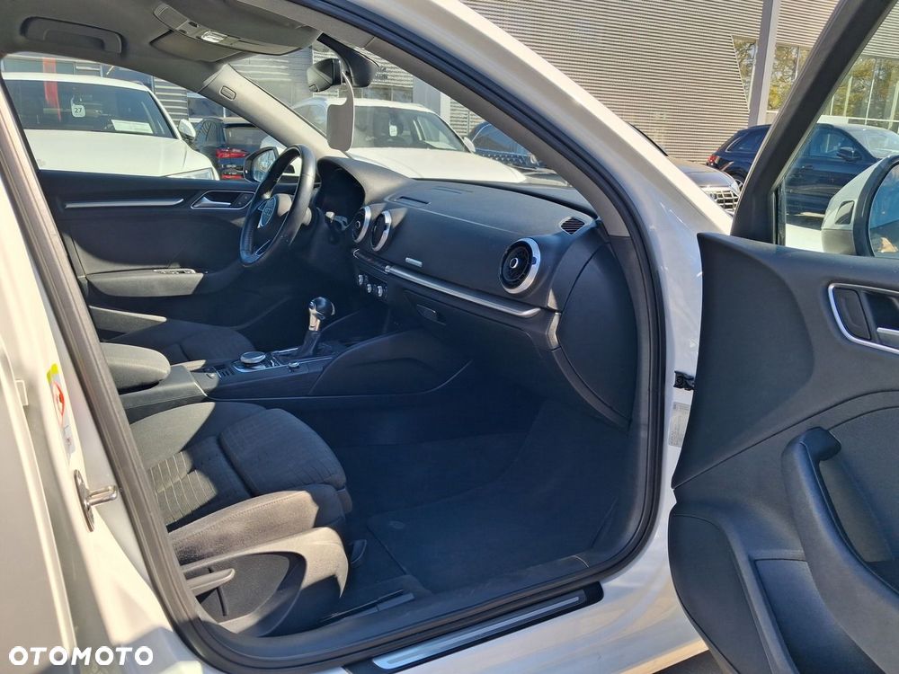 Audi A3 Limousine - 12