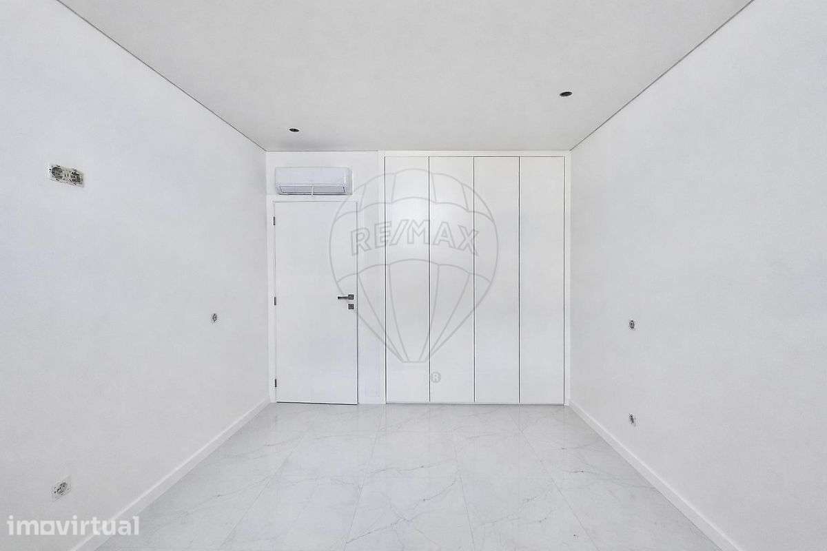 Apartamento T1 para venda - Grande imagem: 2/7