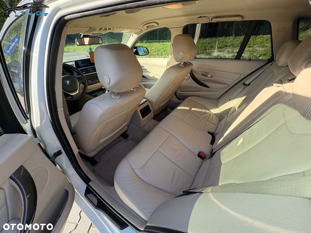 BMW Seria 3 - 25