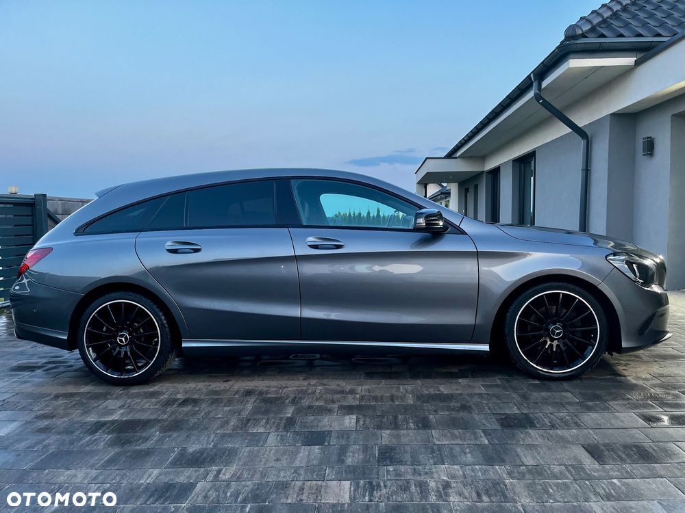 Mercedes-Benz CLA Shooting Brake 180 7G-DCT Urban - 5