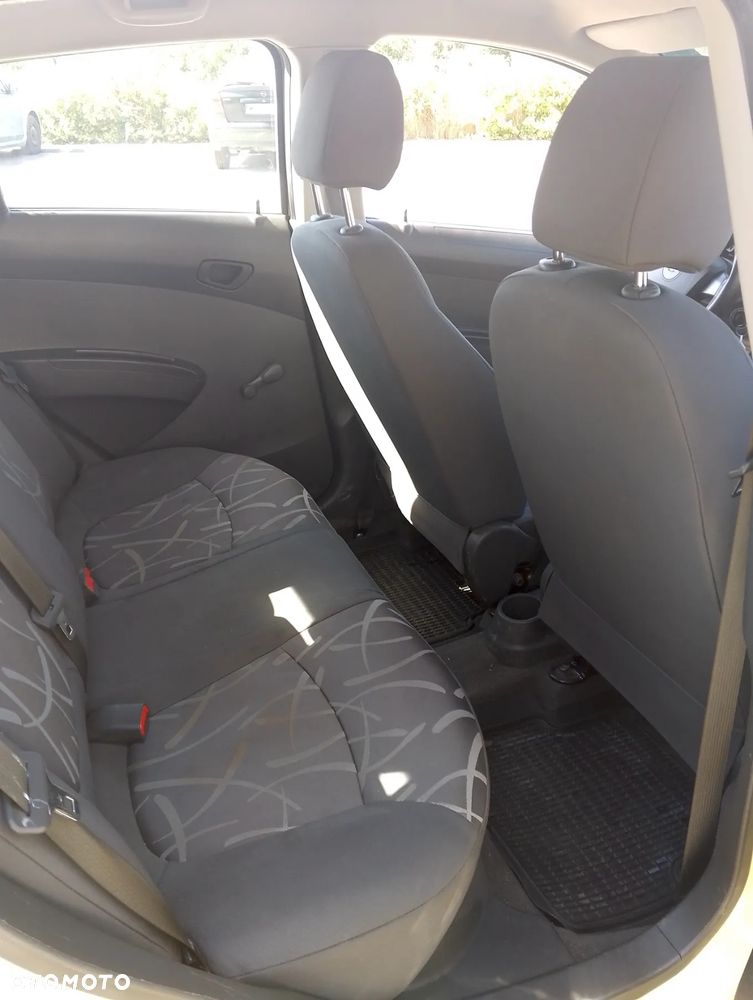 Chevrolet Spark - 8