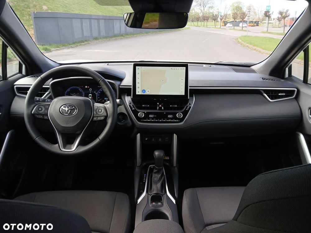 Toyota Corolla Cross - 23