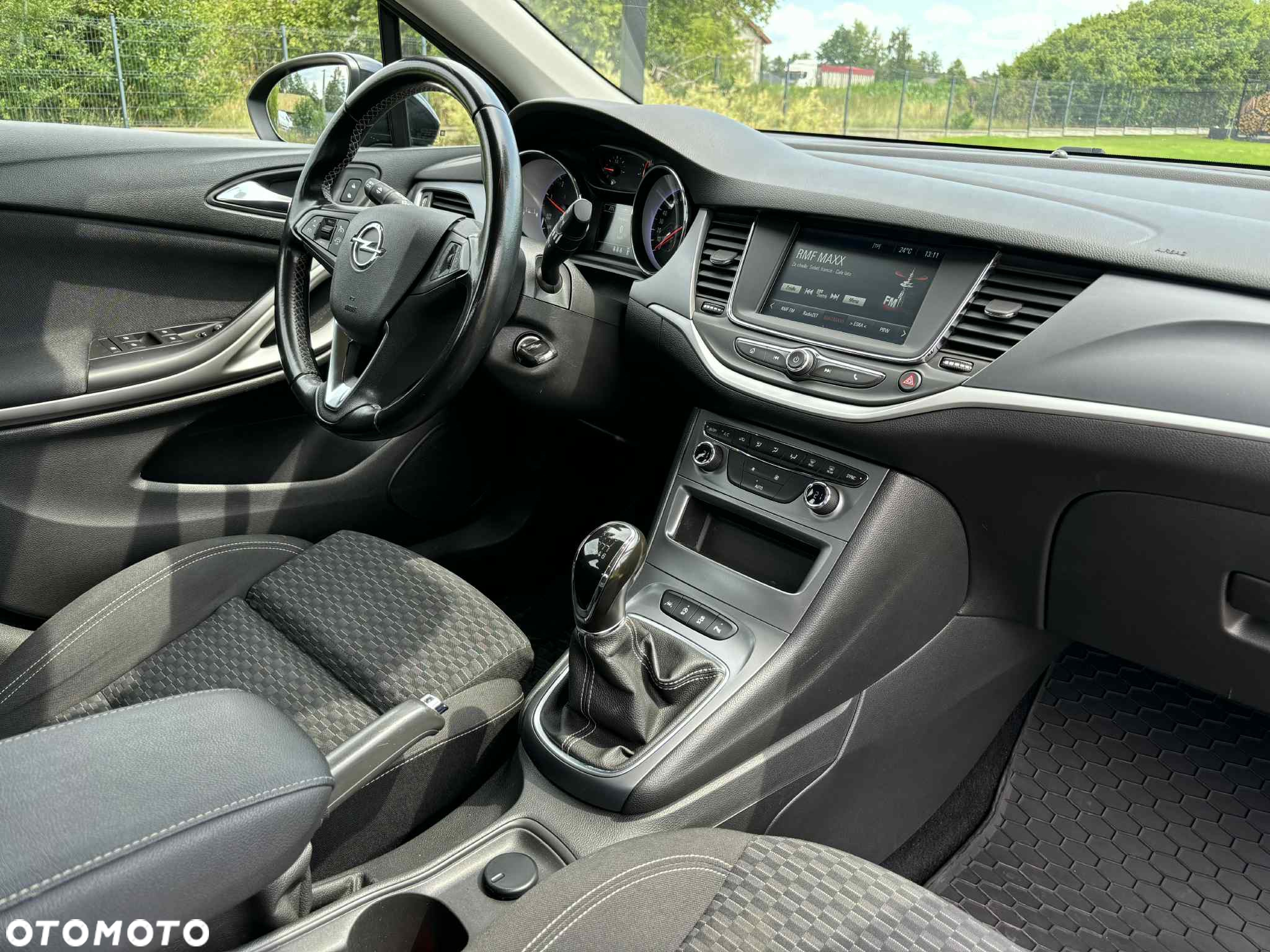 Opel Astra V 1.6 CDTI Enjoy - 10