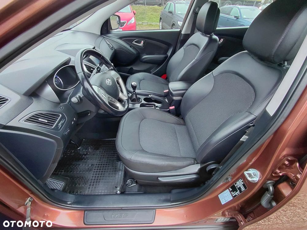 Hyundai ix35 1.6 GDI Comfort 2WD - 18