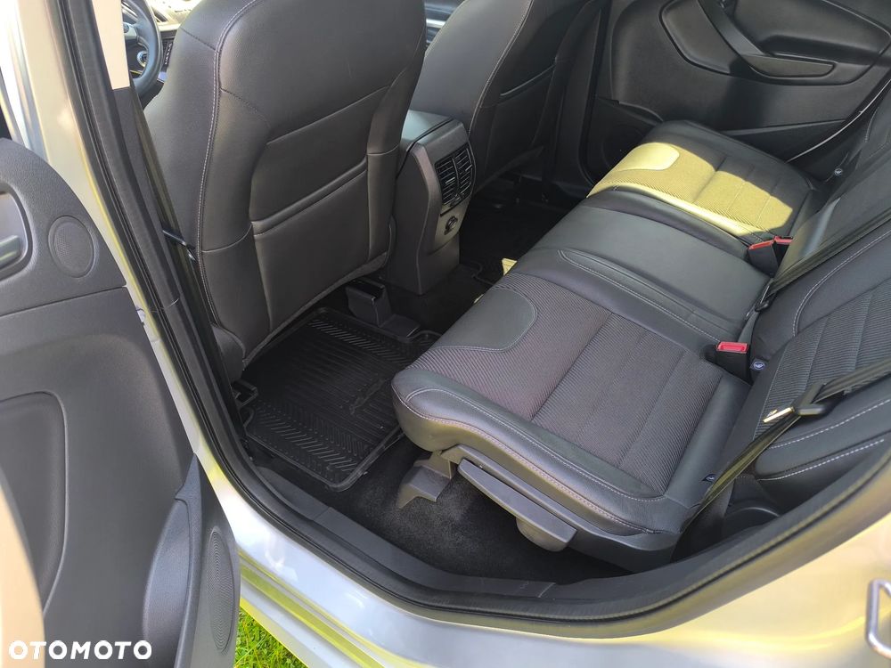 Ford Kuga 2.0 TDCi 4x4 Individual - 12