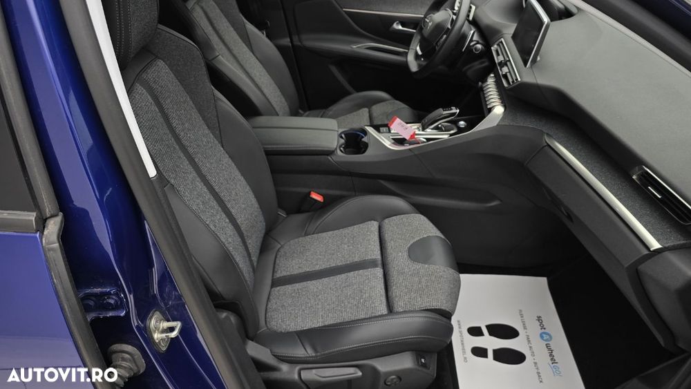 Peugeot 3008 1.6 PureTech Turbo S&S EAT8 Allure - 18