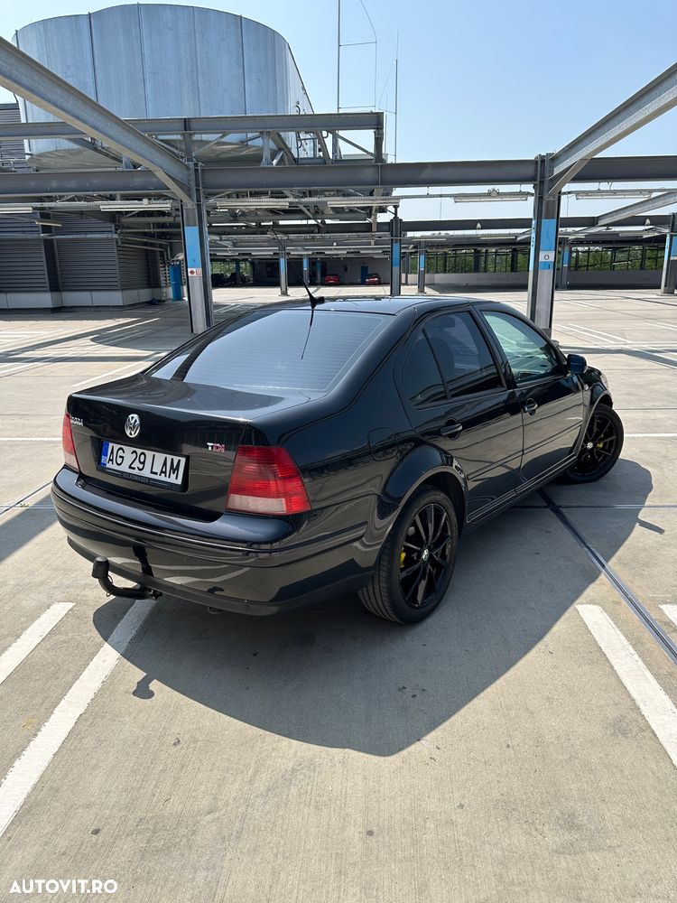 Volkswagen Bora 1.9TDI Highline Aut - 6