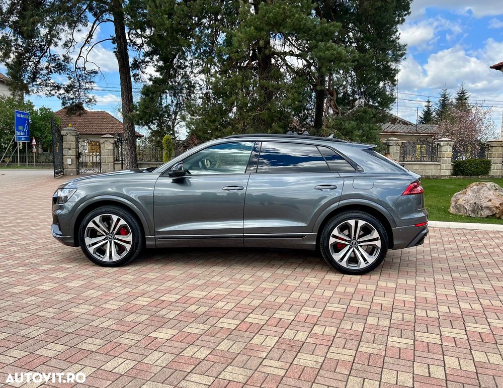 Audi Q8 60 TFSIe quattro tiptronic competition plus - 11