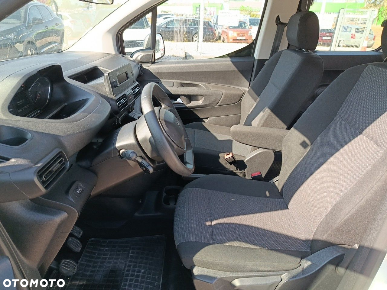 Peugeot Rifter - 9