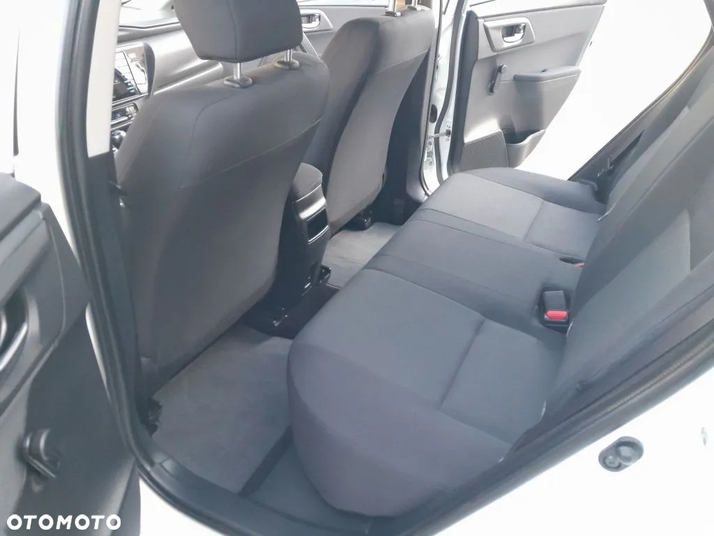 Toyota Auris 1.33 VVT-i Sprint - 12