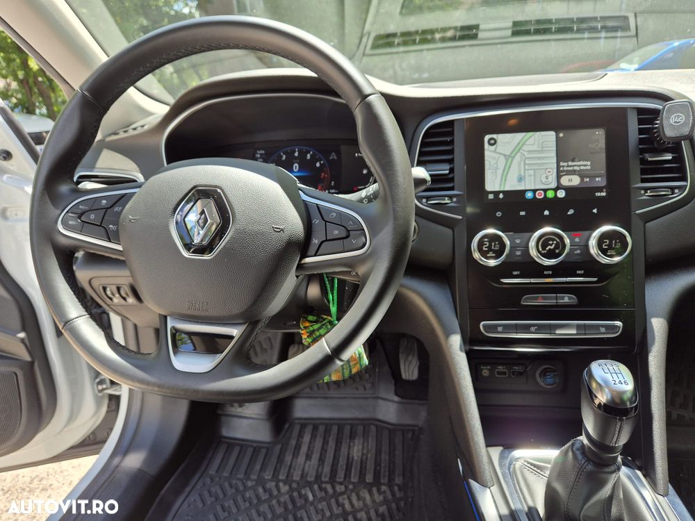 Renault Megane - 11
