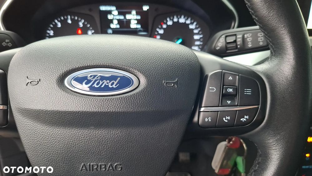 Ford Focus 1.0 EcoBoost Trend Edition - 17