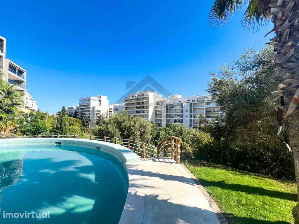 Apartamento T2 para Venda na Vila Rosa - Portimão - Grande imagem: 2/37