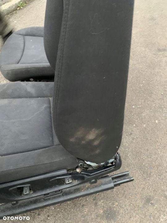 FOTELE PRZEDNIE Z AIRBAG Z BOKU BMW E90 E91 LIFT - 4
