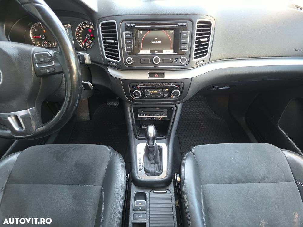 Volkswagen Sharan 2.0 TDI DSG Blue Motion Comfortline - 19