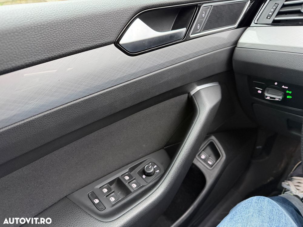 Volkswagen Passat - 9