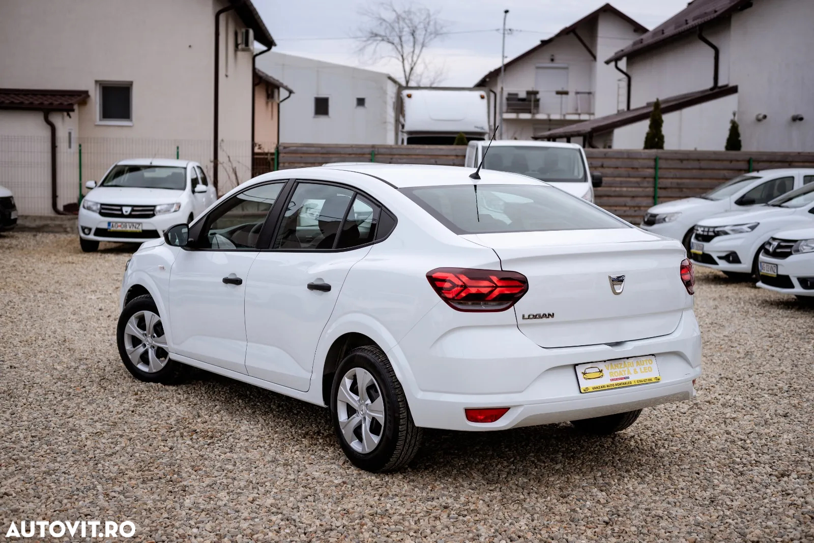 Dacia Logan ECO-G 100 Essential - 6
