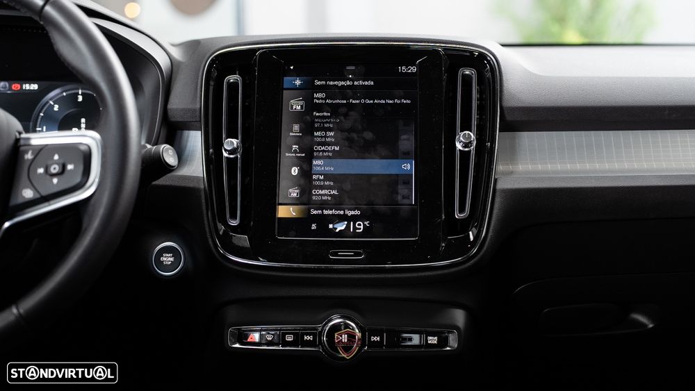 Volvo XC 40 2.0 D3 Momentum Geartronic - 26