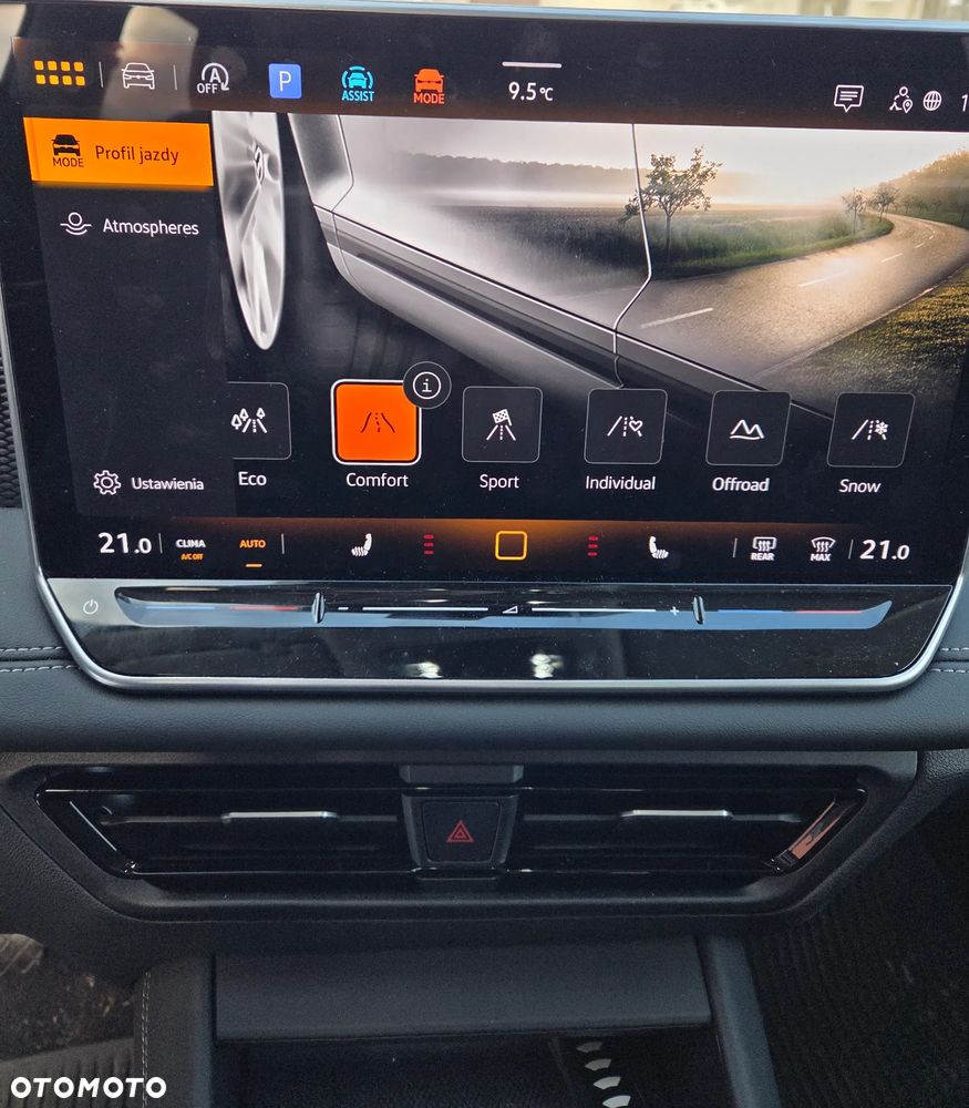 Volkswagen Tiguan 2.0 TDI SCR 4MOTION DSG Life - 9