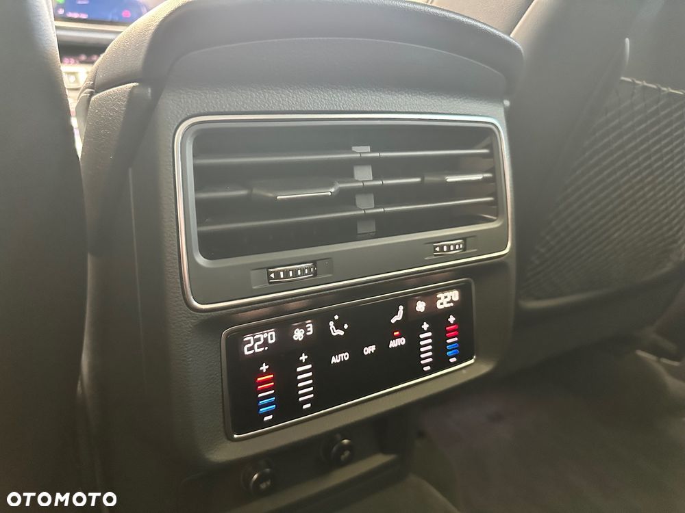 Audi Q8 45 TDI mHEV Quattro Tiptronic - 26