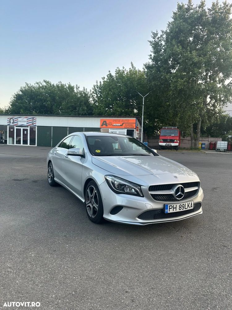 Mercedes-Benz CLA 180 7G-DCT - 4