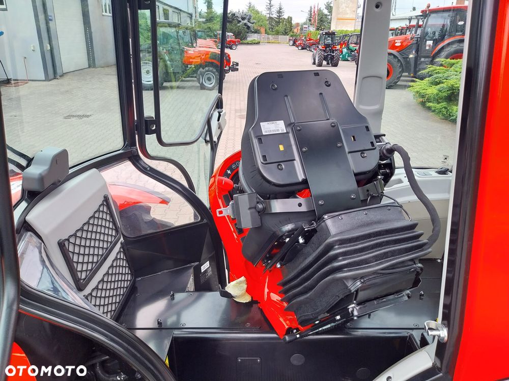 ANTONIO CARRARO TR 8900 TR 8900 silnik KUBOTA Obrotowy Fotel ! Skrzynia bezstopniowa TONY - 19