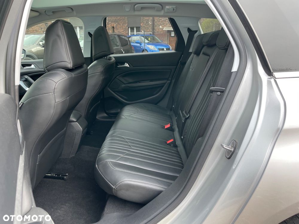 Peugeot 308 BlueHDi FAP 120 EAT6 Stop & Start Allure - 20