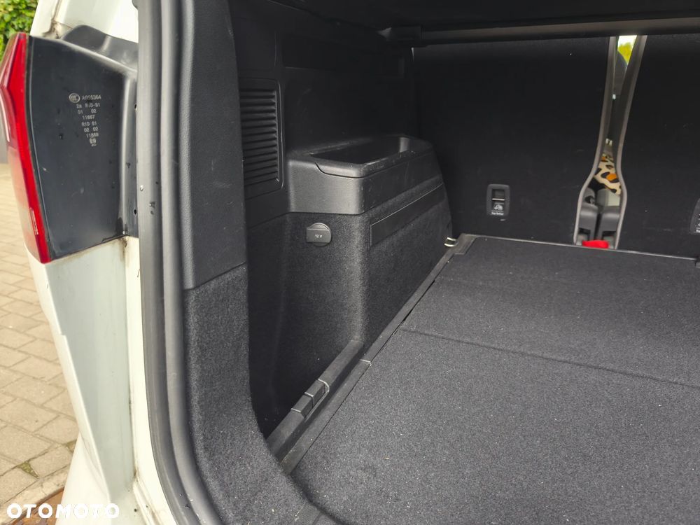 Volkswagen Touran - 3