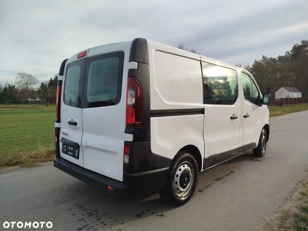 Opel vivaro - 4