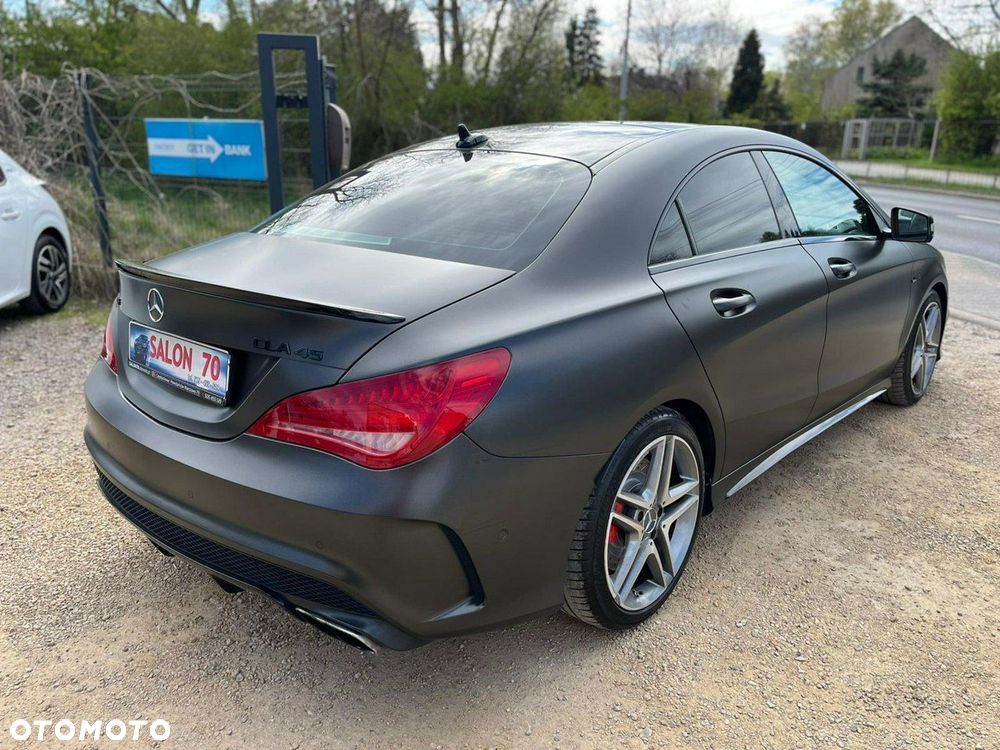 Mercedes-Benz CLA 45 AMG 4-Matic - 8