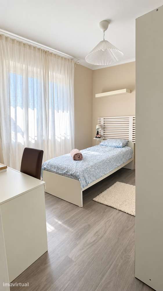Quartos - São Domingos de Rana - Grande imagem: 2/4