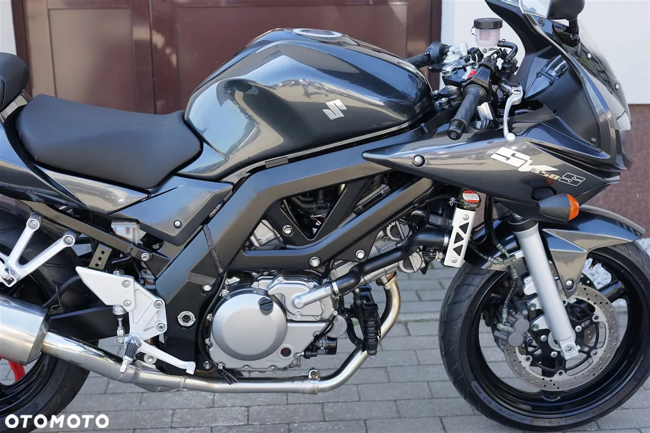 Suzuki SV - 9