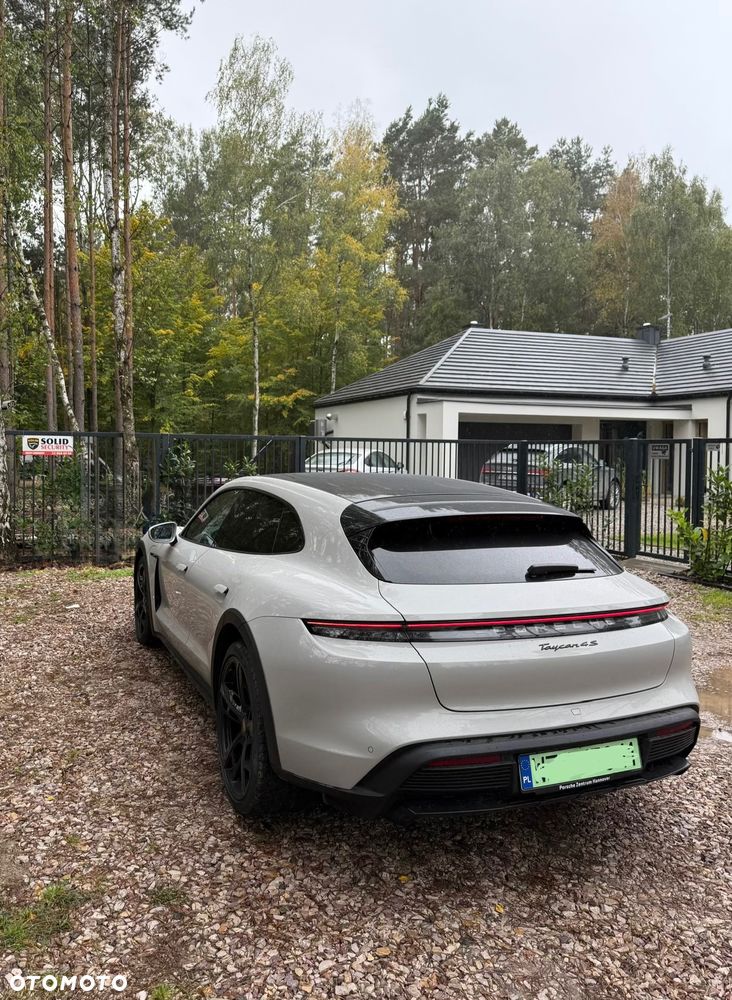 Porsche Taycan - 3