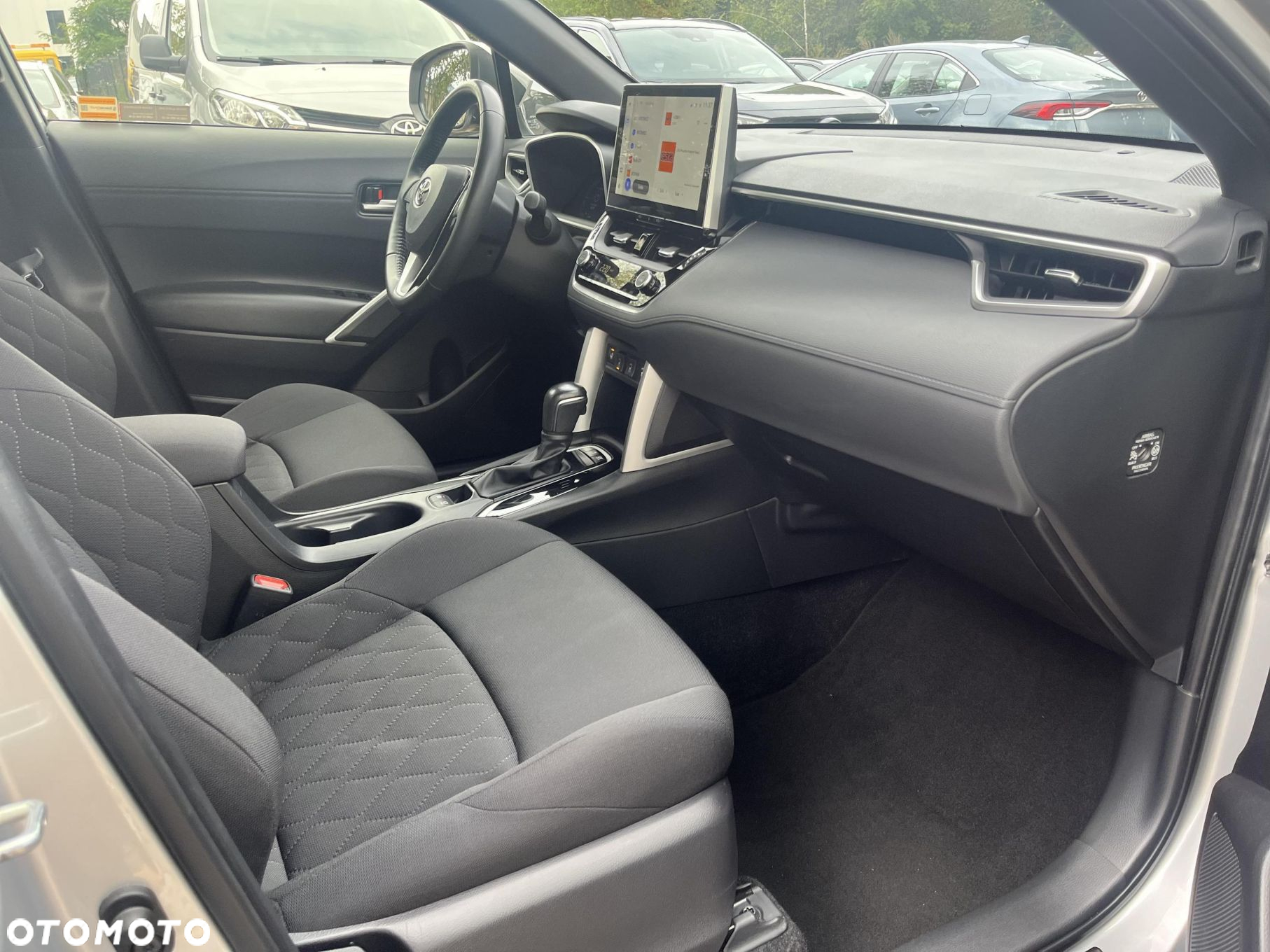 Toyota Corolla Cross - 23