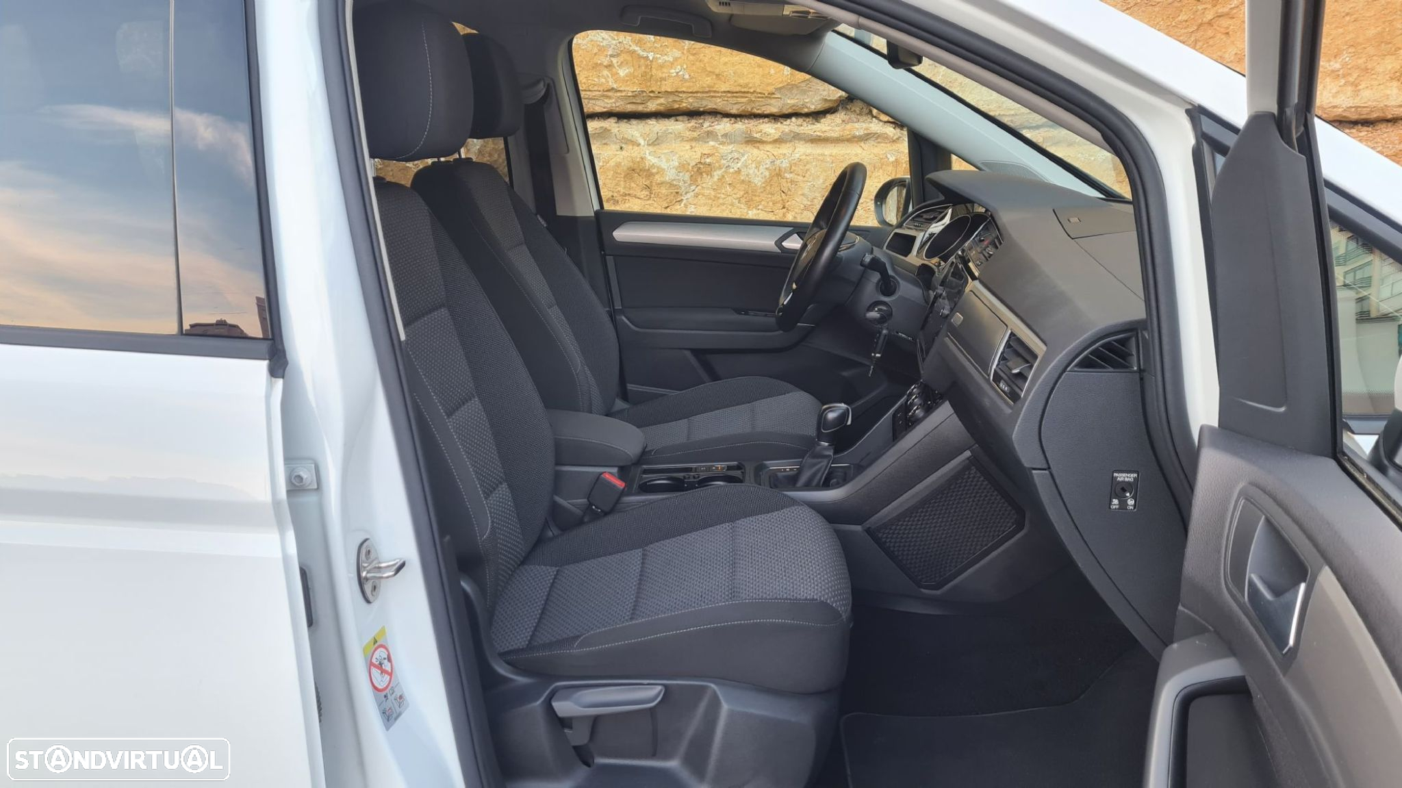 VW Touran 1.6 TDI Confortline DSG - 36