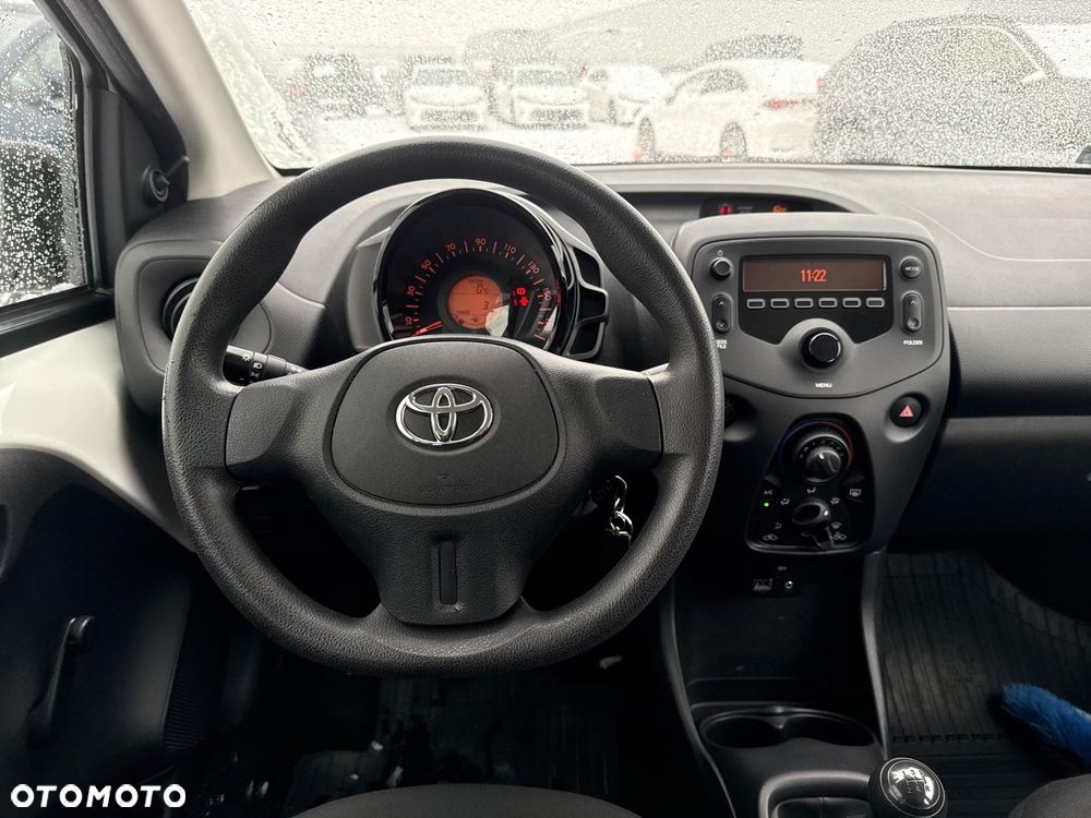 Toyota Aygo - 11