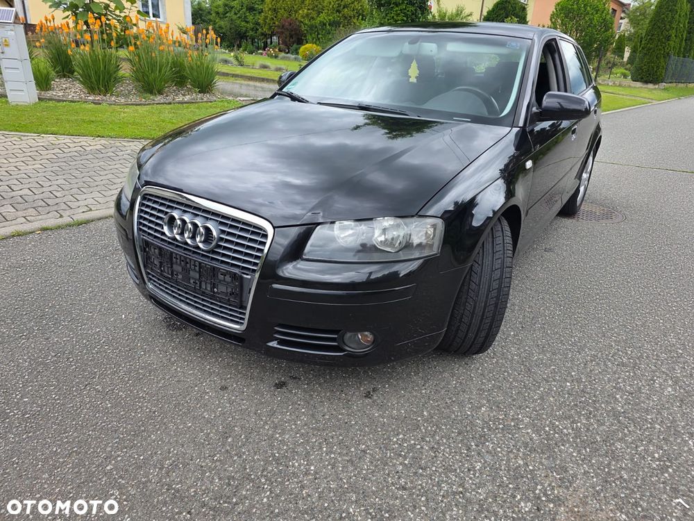 Audi A3 Sportback 2.0 FSI Ambiente - 18