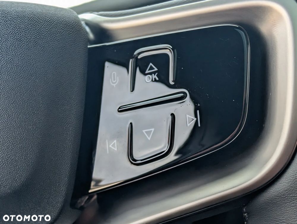 Volvo EX30 Twin Motor Performance AWD Ultra - 24