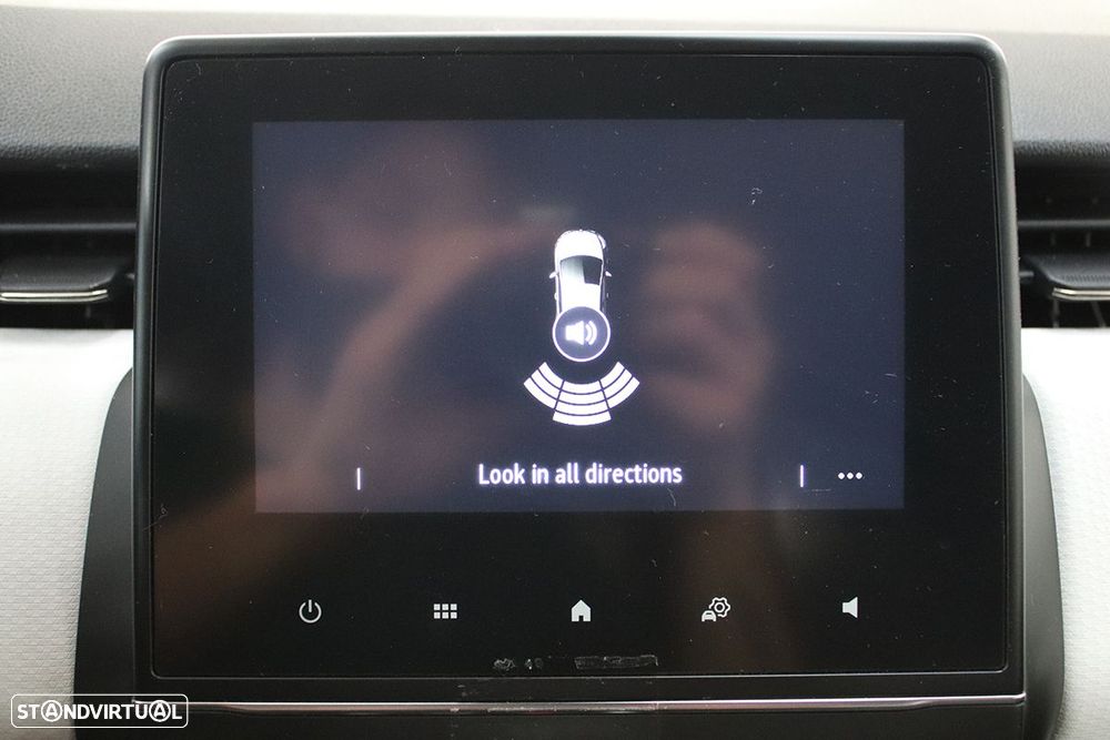 Renault Clio 1.0 TCe Evolution - 12