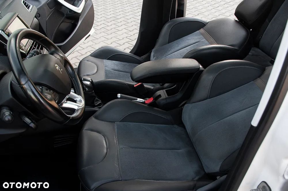 Peugeot 208 PureTech 110 Stop & Start Tech Edition - 25