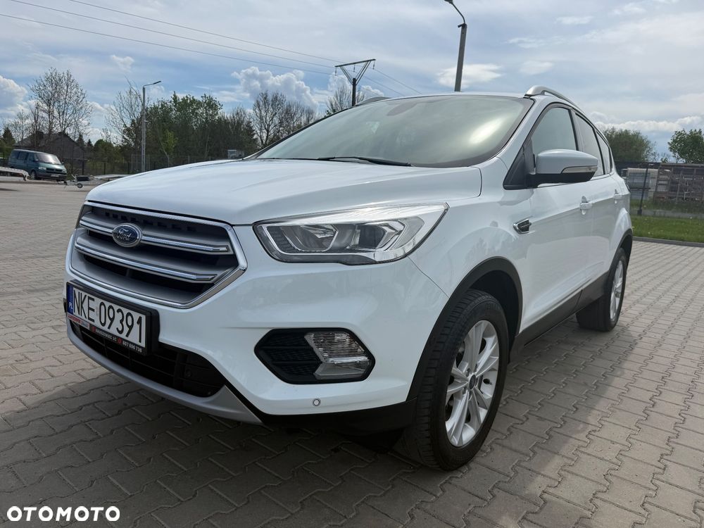 Ford Kuga 1.5 EcoBoost 2x4 Titanium - 3