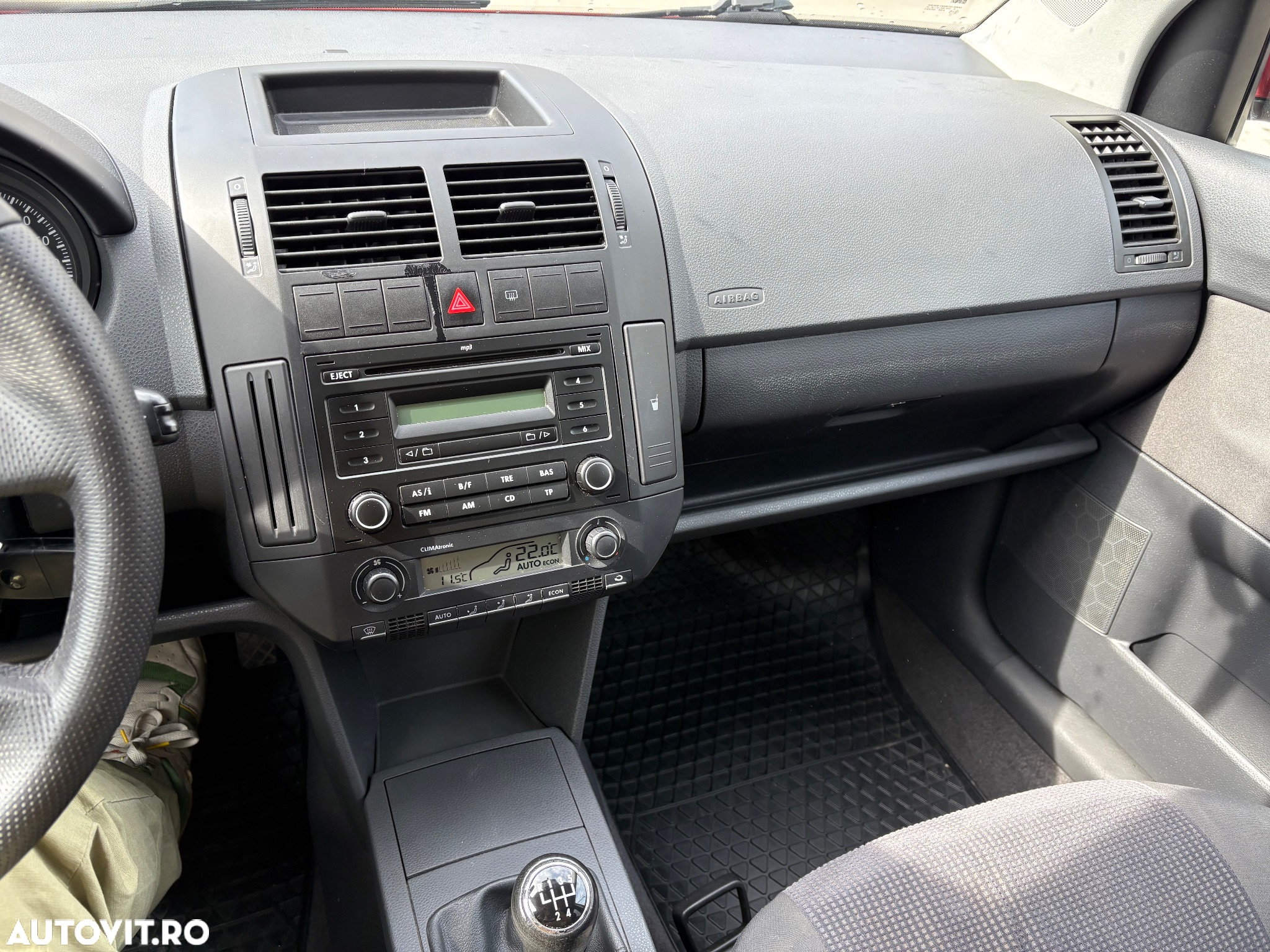 Volkswagen Polo 1.4FSI Highline - 11