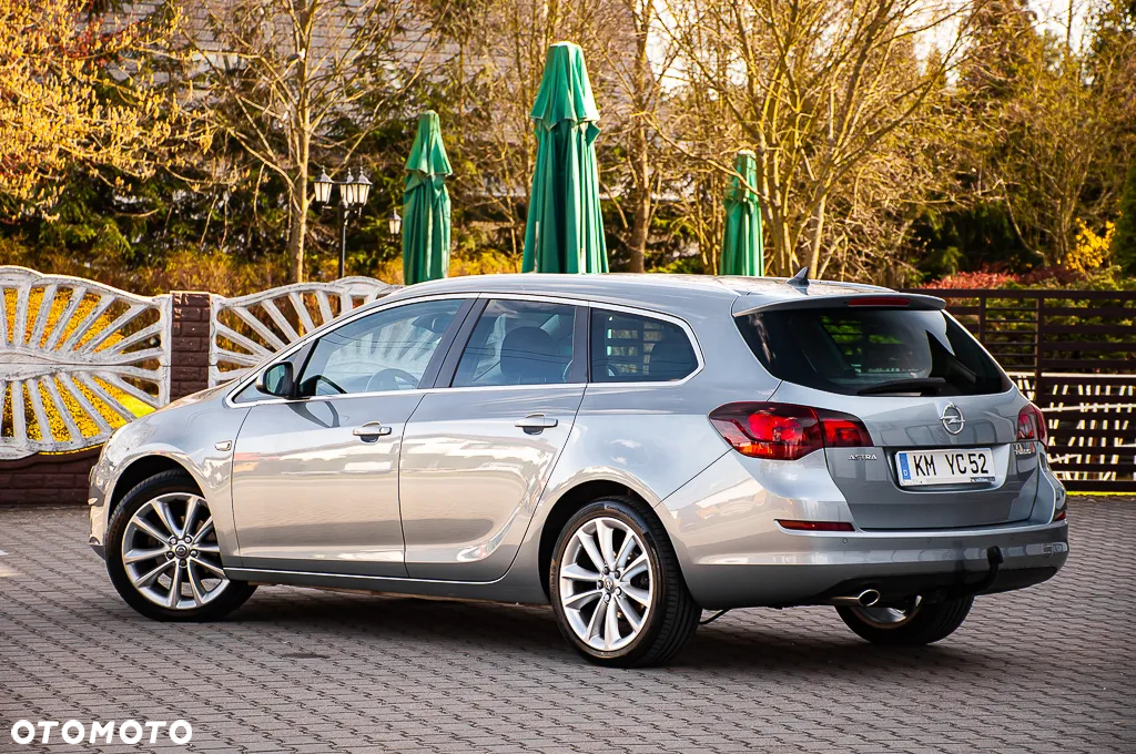 Opel Astra 1.4 Turbo Cosmo - 19