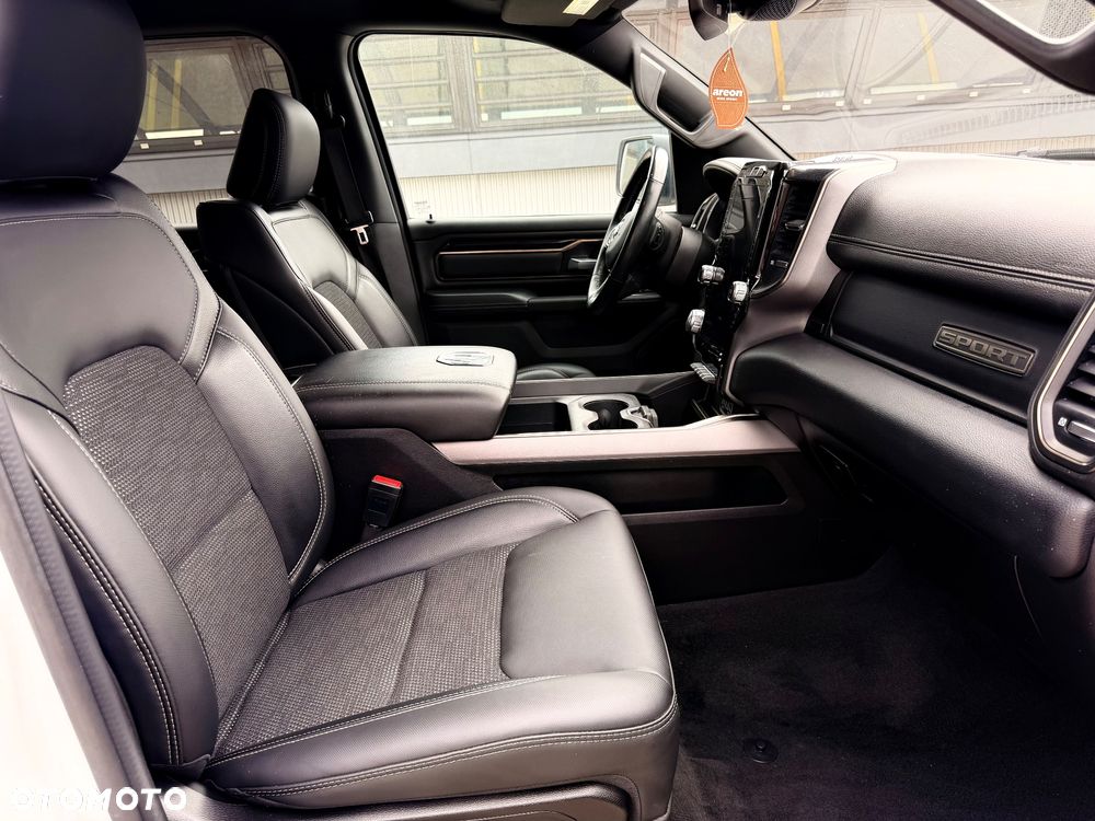 RAM 1500 5.7 Crew Cab Longbed Laramie Sport - 22