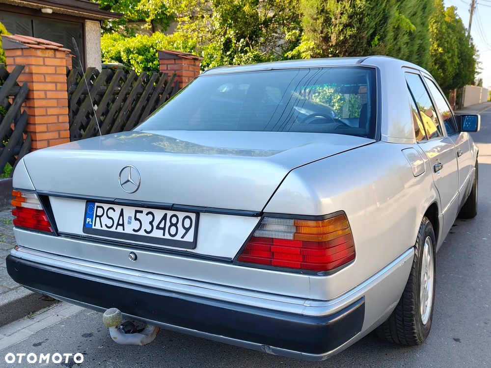 Mercedes-Benz W124 (1984-1993) - 15