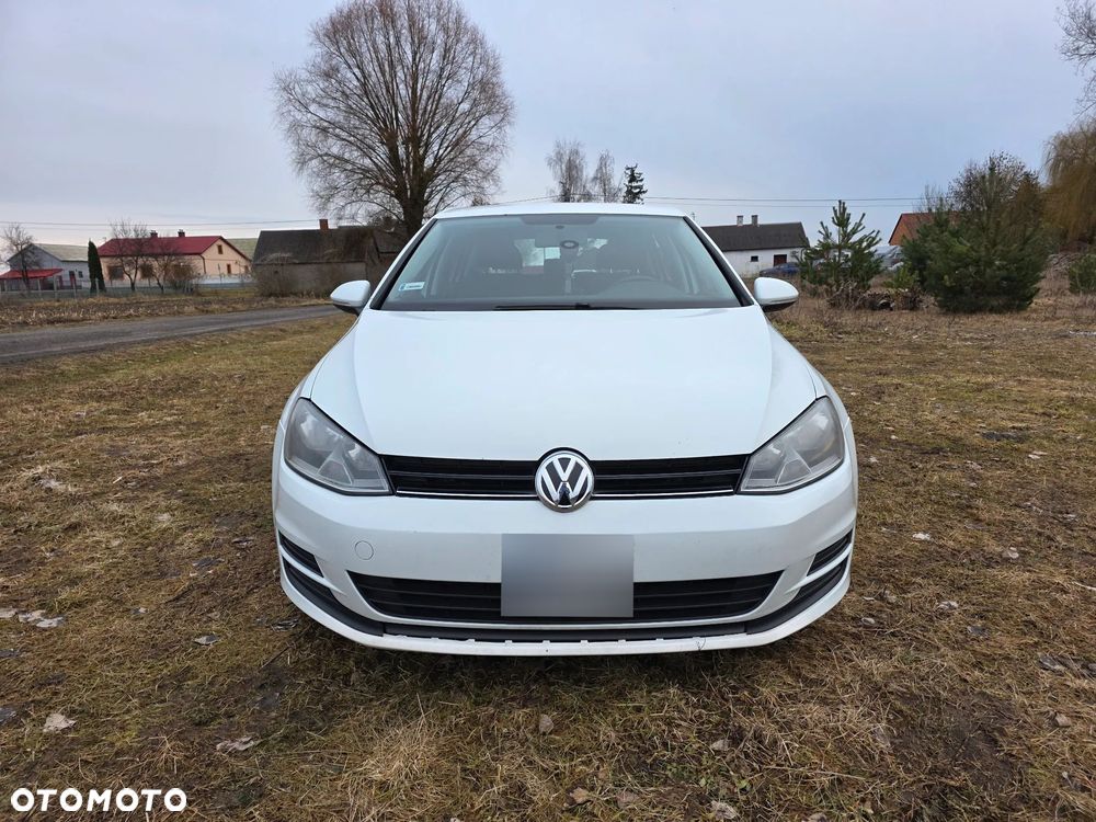 Volkswagen Golf - 2