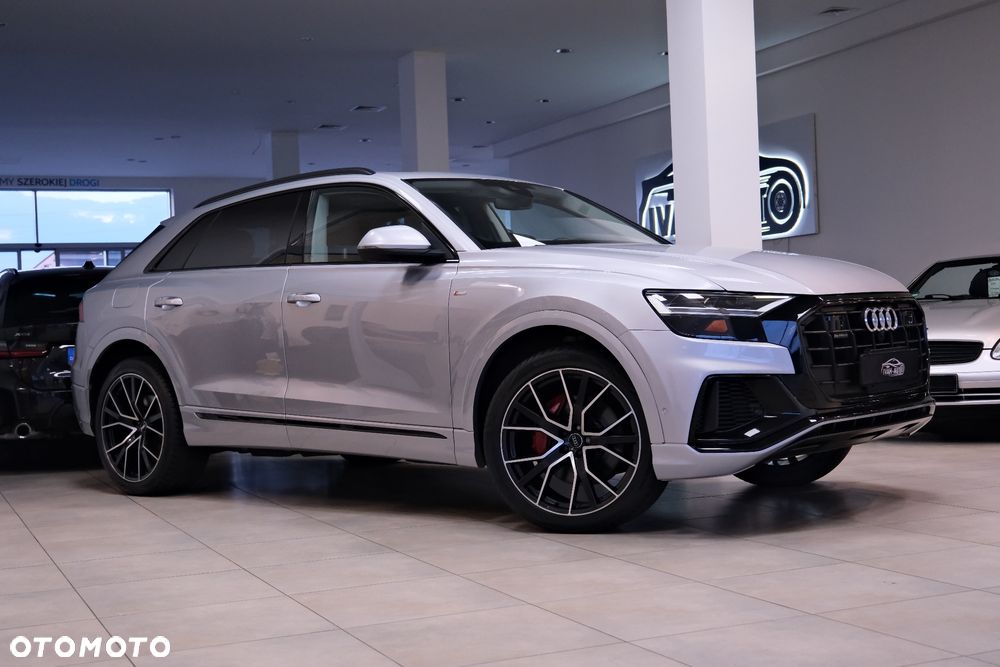 Audi Q8 55 TFSI quattro tiptronic - 3