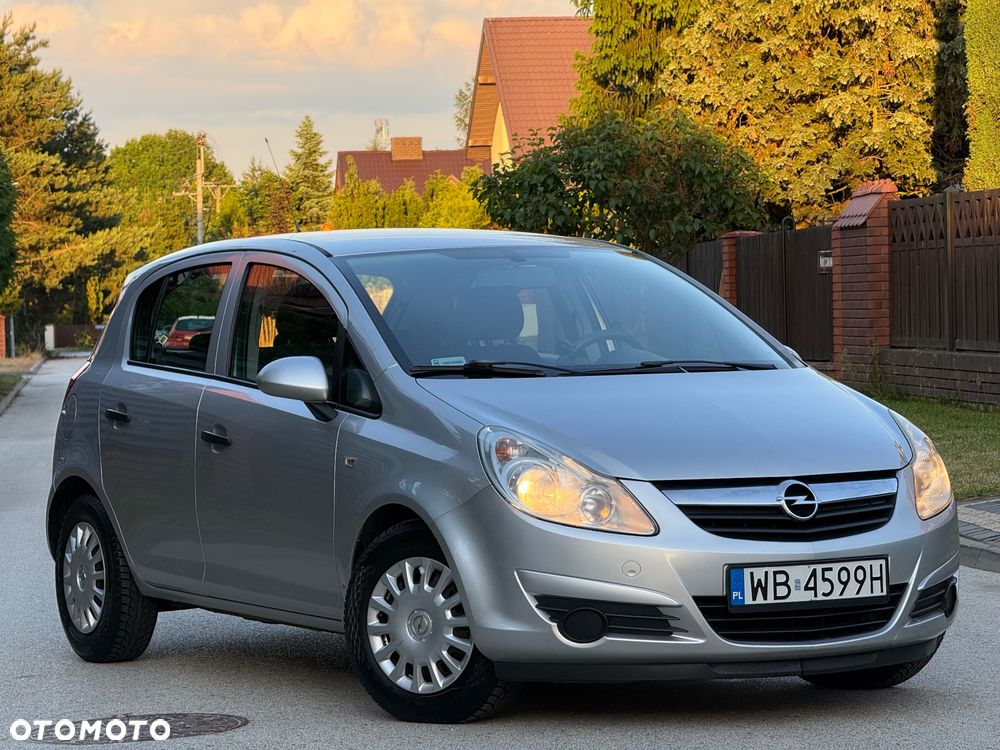 Opel Corsa 1.2 16V Essentia - 1